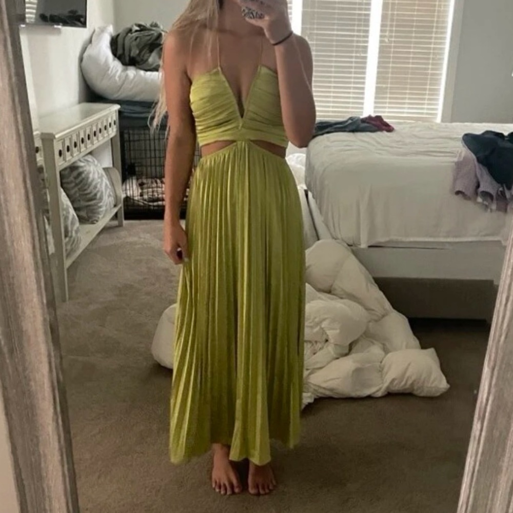 Pink Cut Out Ruched Halter neck pleated Satin midi Dress- straps can criss cross - Picture 11 of 14